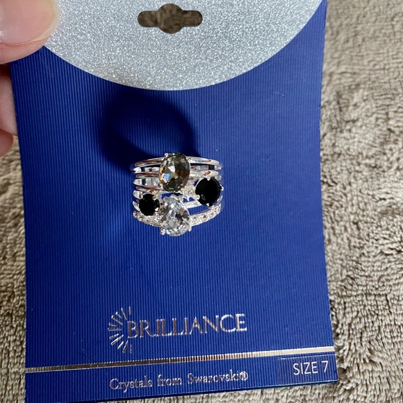 Ring - Picture 2 of 3